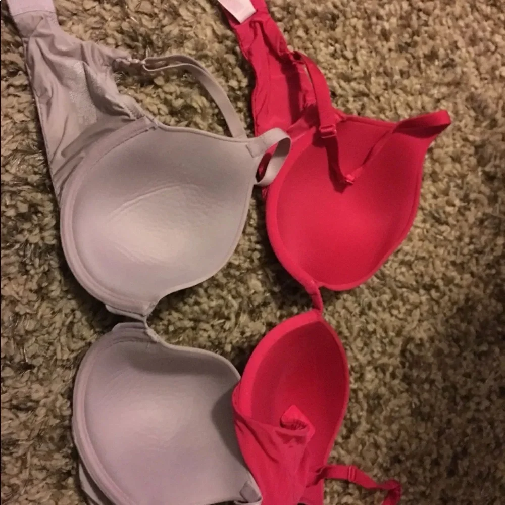 Vs 32DD bundle - Picture 2 of 3